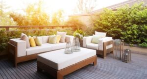 Purchasing Outdoor Furniture at a Discount