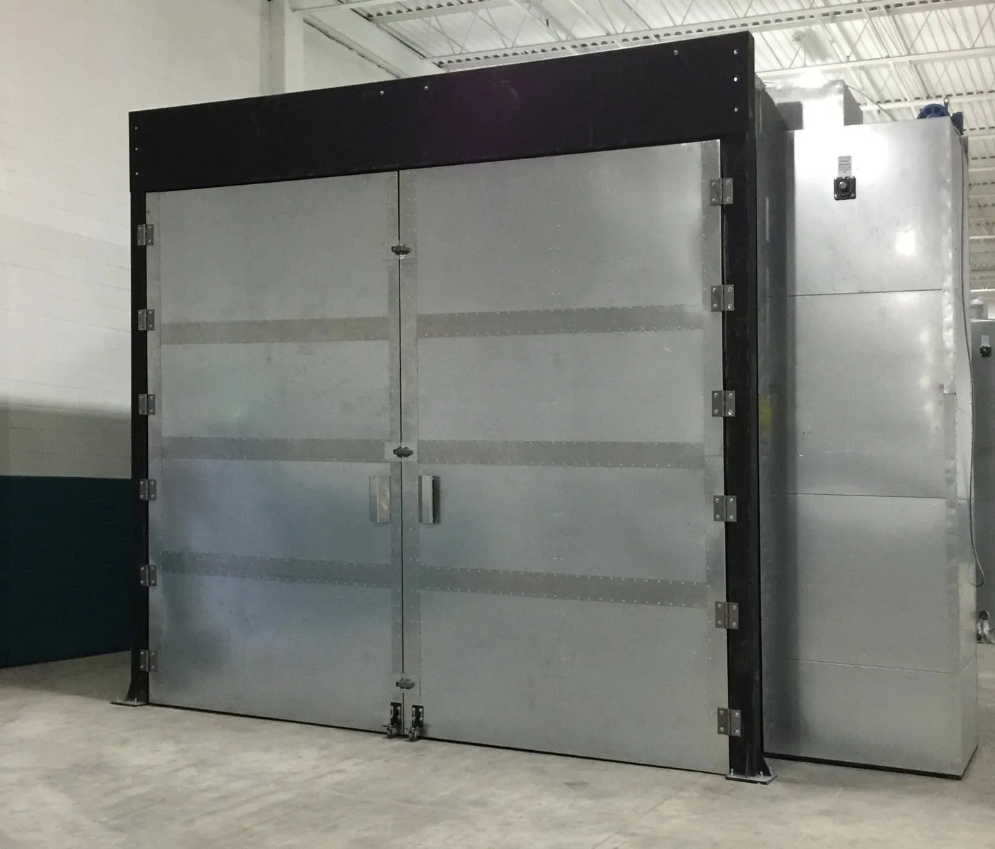 What is the temperature tolerance for powder coating